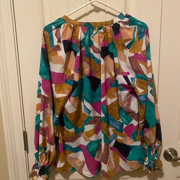 SSYS Multicolor Abstract Print Long-Sleeve Blouse in Teal & Magenta Size M - Picture 2 of 4